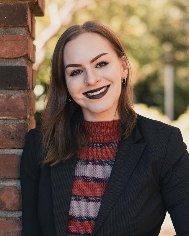Elizabeth Grushkowsky headshot