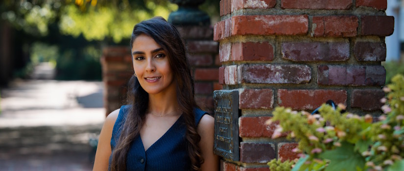 Farnaz Hesam Shariati