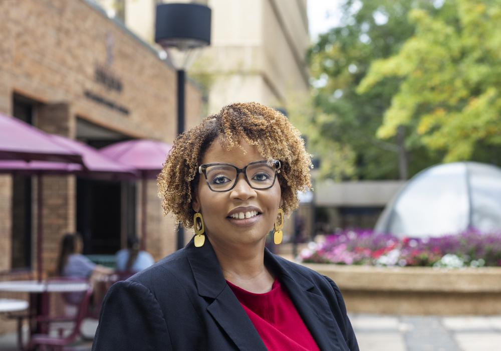 Headshot of Jewel Scott