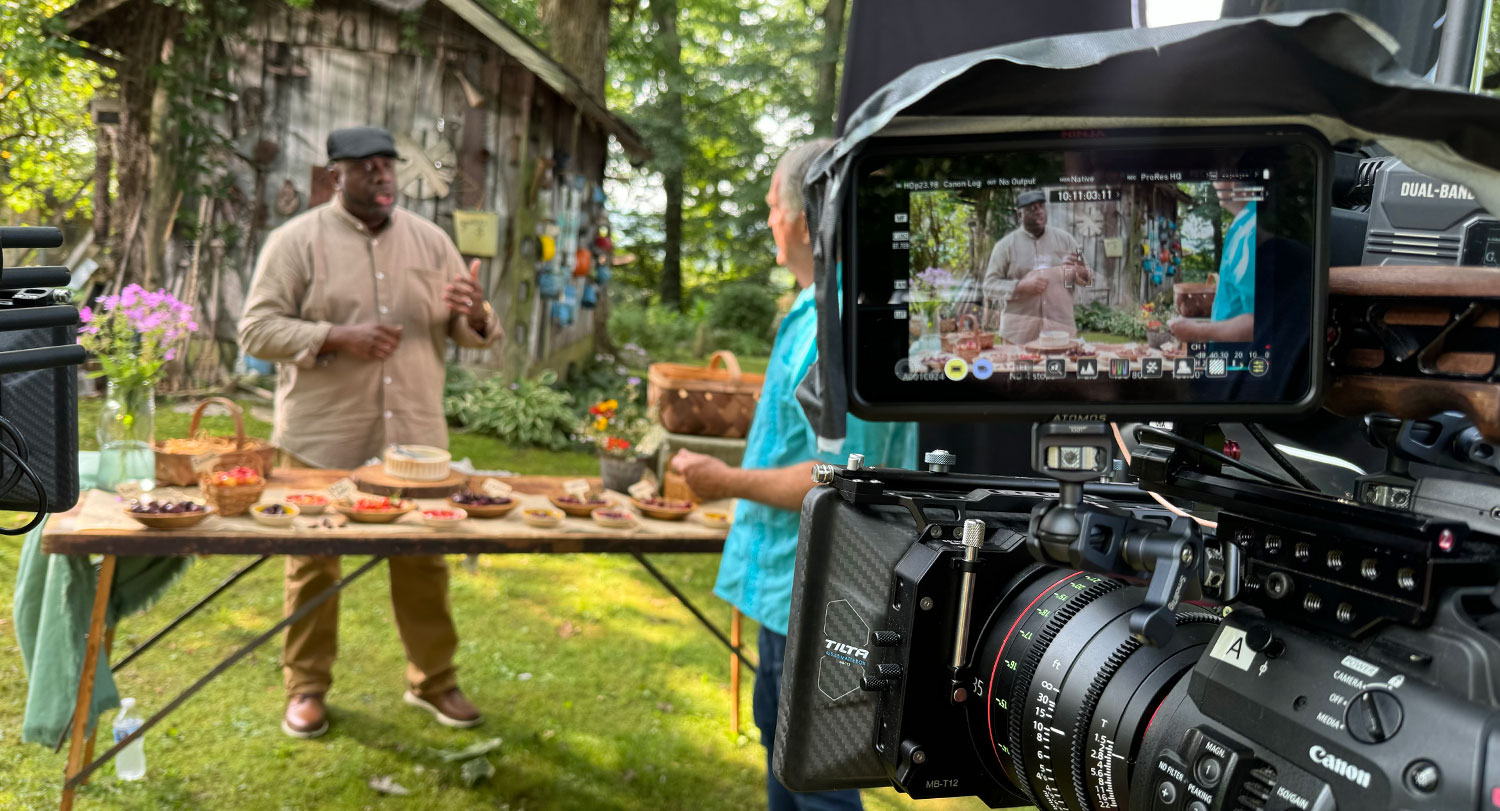 On the set of Savers of Flavor.